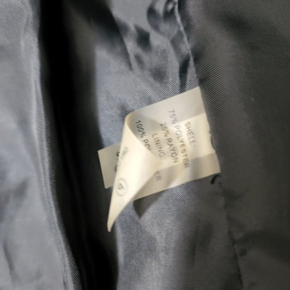 Calvin Klein Women's Two Button Blazer/ pinstriped Size 6 - Picture 5 of 6